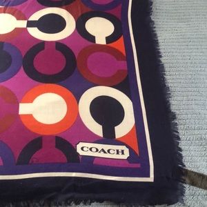 Coach Scarf multicolor with slight fringe edges !